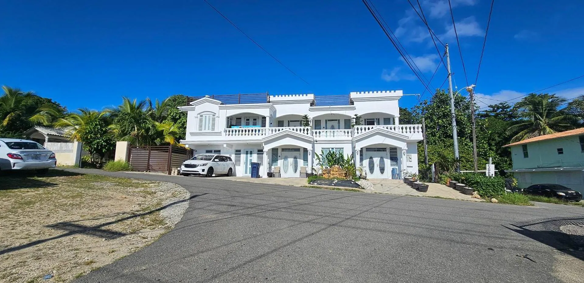 Discovery Beach Apartments Aguada